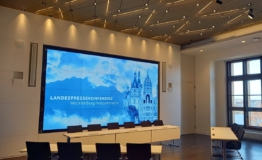 Kleiner Konferenzraum Landespressekonferenz Mecklenburg Vorpommern - TGA Planung